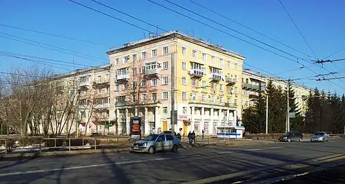 6-story Stalinist building at 146 Lenin Avenue, Rybinsk