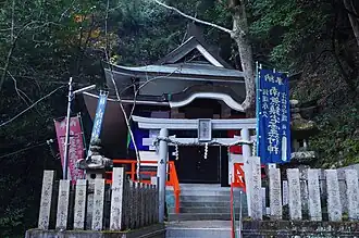 Chintaku Reifu-jin and Kōjin shrine（Shippōryū-ji Temple）