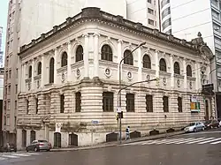 Public Library of Rio Grande do Sul, located at 1190 Riachuelo Street, corner with General Câmara Street.