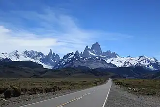 Cerro Torre and Mount Fitz Roy near El Chaltén (5466161452).jpg