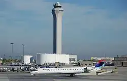 Delta_Connection_Canadair_CRJ900;_N817SK@SLC;09.10.2011_621aw_(6300287622)