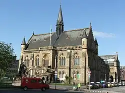 Albert Square, Mcmanus Galleries, Formerly Albert Institute, Including Lampstandards