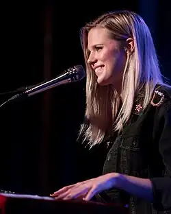Kestner performing in 2017