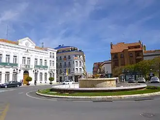 City hall of Tomelloso with a roundabout in front