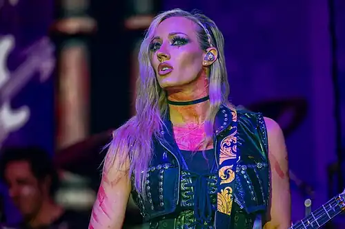 2024 Alice Cooper - Nita Strauss - by 2eight - 9SC9989.jpg
