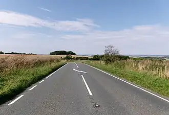 A272 westbound at Cheesefoot Head, Hampshire, England.jpg