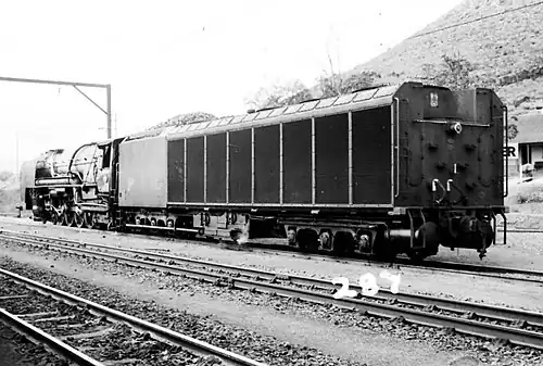 Class 25 and Type CZ condensing tender, c. 1970