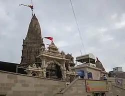Dwarkadhish Group of Temples with its outer compounds SNO. 1607, 1608, 1609.