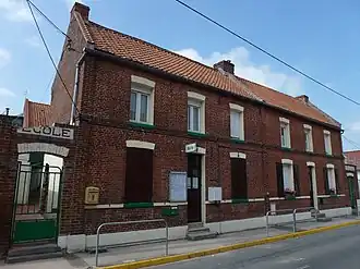 The town hall and school of Ecquedecques