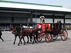 New ambassadors arrive at the palace to hand in their accreditation to the Emperor to be picked up from Tokyo Station either in a limousine or the carriage.[16]