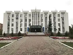 The seat of Kokshetau City Administration and Kokshetau City Mäslihat on Mukhtar Auezov Street