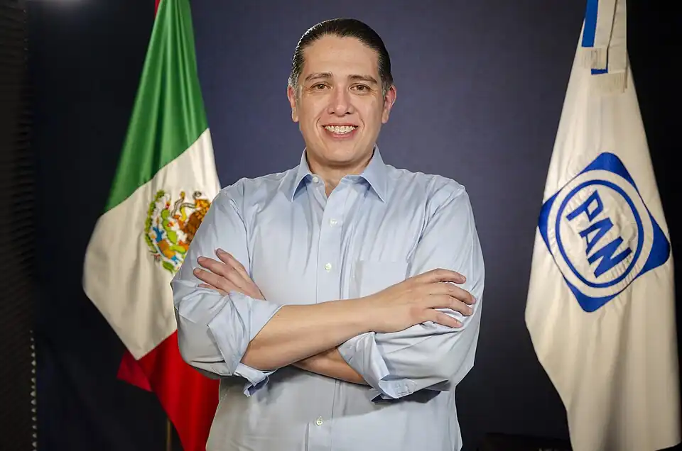 Luis Mendoza Acevedo en la LXV Legislatura.jpg