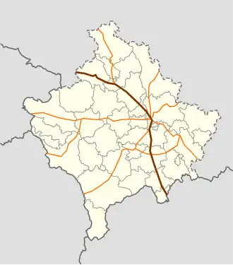 The M2 (N2) runs from the northwest to the south-southeast of Kosovo.