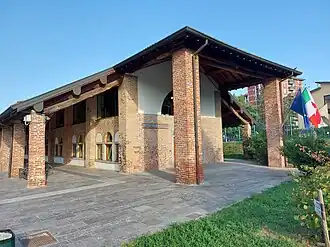 Chiesa Rossa public library