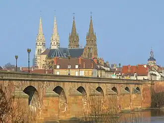 Views of Moulins
