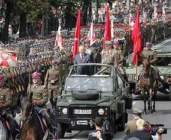 The squadron escorting President Lech Kaczyński during the 2007 Armed Forces Day parade.