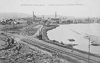 The Chanois district c. 1910, with its foundries, shaft, power station, sandpit, railroad tracks, and slag heaps.