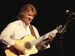 Rik Emmett plays at The Coach House in San Juan Capistrano. (Photo: Burns! 2002)