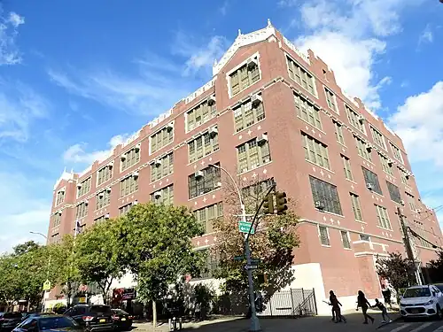 PS 196 Ten Eyck School