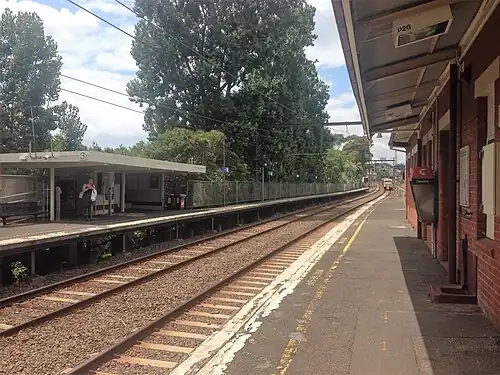 Eastbound view from Platform 2 facing towards Platform3 and the station buildings
