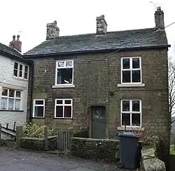 Cottage adjoining rear of Fox Inn