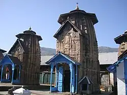 Shri Laxmi Narian group of temple in Mohalla Hathnala