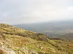 Farm boundary wall between Hafod y Porth and Hafod y Llan