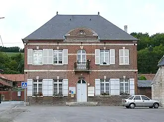 The town hall in Fontaine-Bonneleau