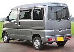 Mitsubishi Minicab CL van rear view