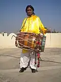 Punjabi bhangra drummer (Jhelum, Pakistan)