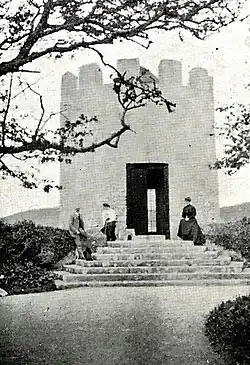 Siddons Tower (an 18th century folly built on Rostellan Castle demesne) is now a ruin